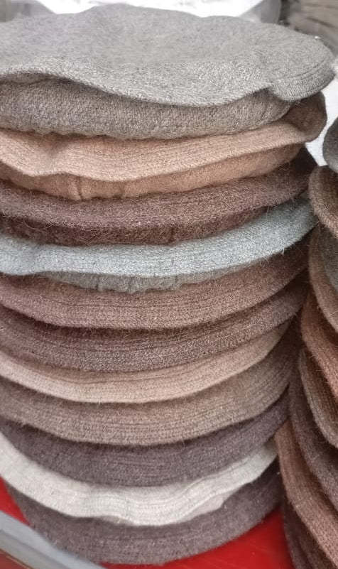 Plain Peshawari Cap Traditional Design Durable Quality Comfortable Fit Stylish Look Perfect Choice For Cultural Events (Random Color)